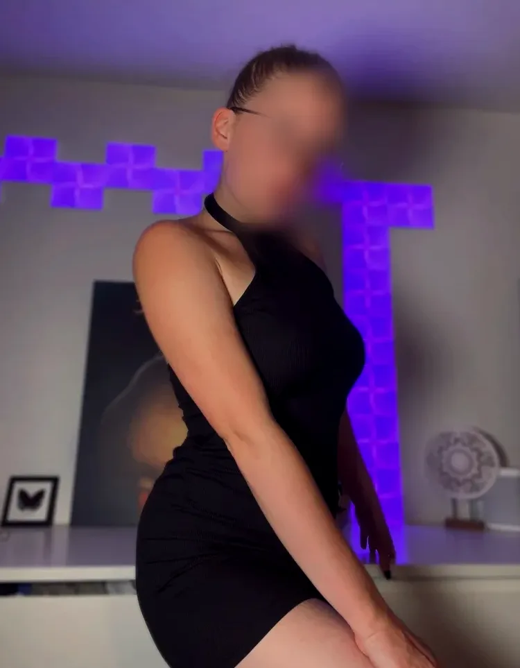 Dilara, 26